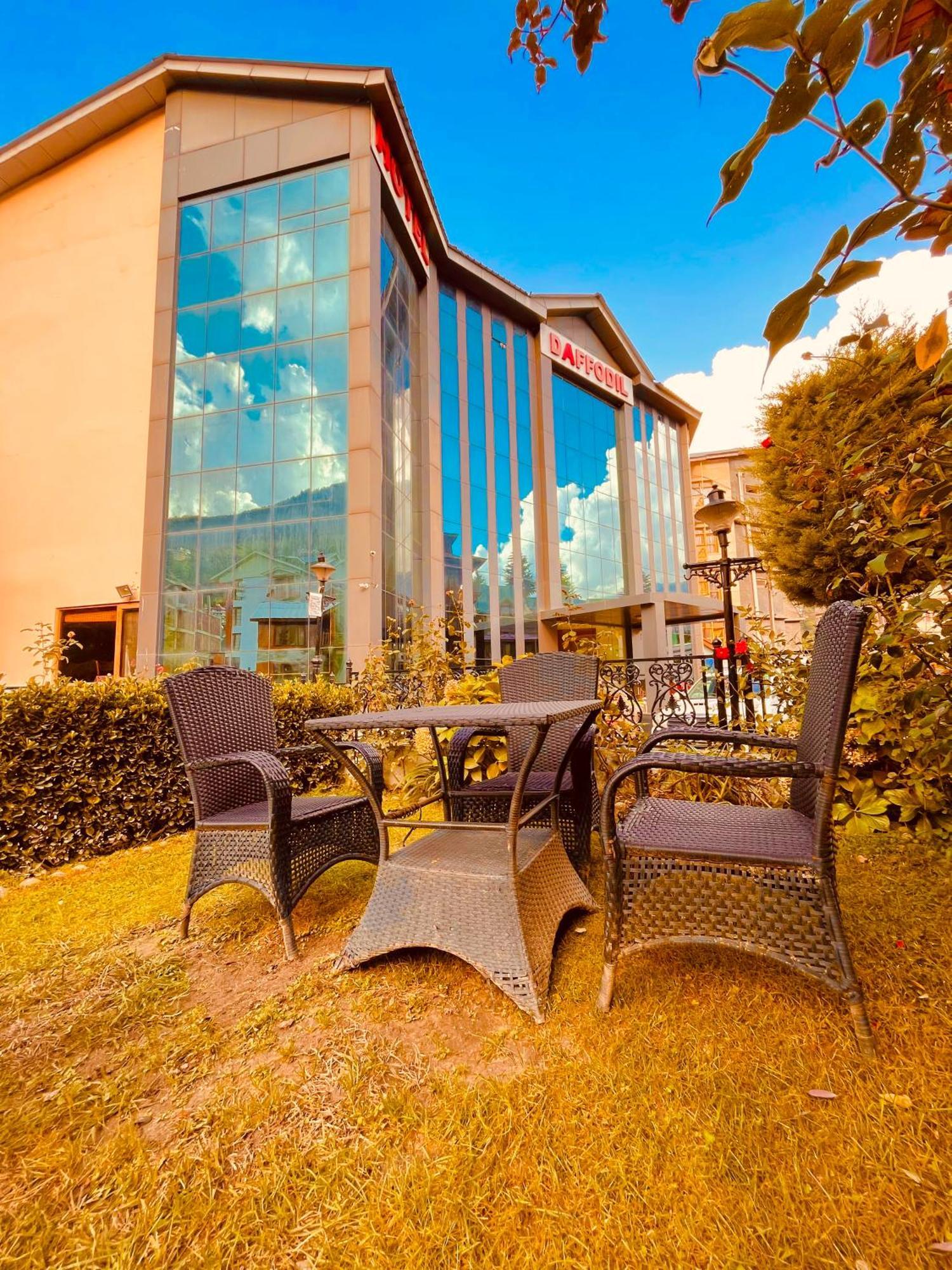 Hotel The North Wind In City Center, Manali מראה חיצוני תמונה